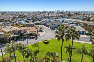 Single Family Residence, 20 Balboa Coves, Newport Beach, CA 92663 - 58