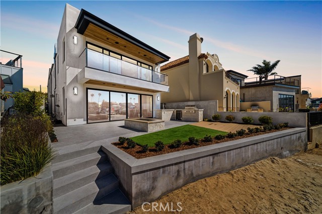 Single Family Residence, 20 Balboa Coves, Newport Beach, CA 92663 - 1