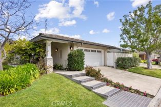 Single Family Residence, 18 Jetty DR, Corona Del Mar, CA  Corona Del Mar, CA 92625