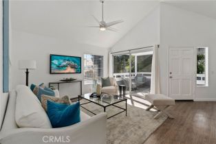 Condominium, 259 Chesterfield, Newport Beach, CA 92660 - 4