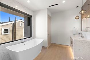 Single Family Residence, 706 Oceanfront, Newport Beach, CA 92661 - 29