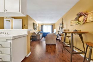 Condominium, 5585 Pacific Coast, Long Beach, CA 90804 - 11