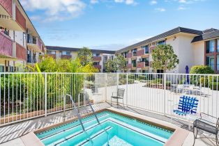 Condominium, 5585 Pacific Coast, Long Beach, CA 90804 - 5