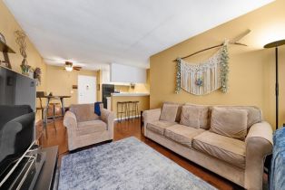 Condominium, 5585 Pacific Coast, Long Beach, CA 90804 - 6