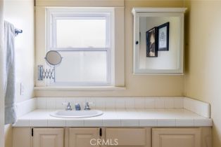 Single Family Residence, 703 Boccaccio ave, Venice, CA 90291 - 11