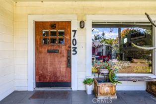 Single Family Residence, 703 Boccaccio ave, Venice, CA 90291 - 2