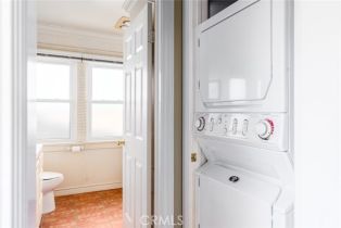 Single Family Residence, 703 Boccaccio ave, Venice, CA 90291 - 8