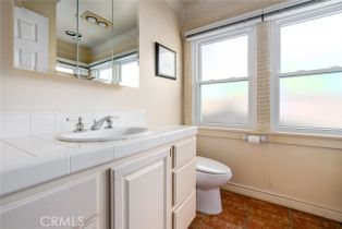 Single Family Residence, 703 Boccaccio ave, Venice, CA 90291 - 9