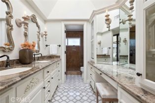 Single Family Residence, 209 E Bayfront, Newport Beach, CA 92662 - 15