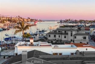 Single Family Residence, 209 E Bayfront, Newport Beach, CA 92662 - 29