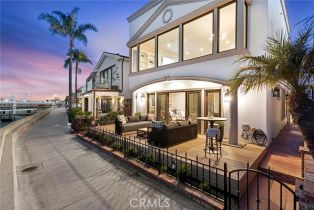 Single Family Residence, 209 E Bayfront, Newport Beach, CA 92662 - 31