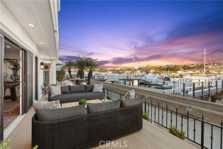 Single Family Residence, 209 E Bayfront, Newport Beach, CA 92662 - 4