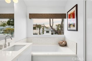 Condominium, 701 Poppy ave, Corona Del Mar, CA 92625 - 14