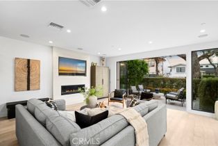 Condominium, 701 Poppy ave, Corona Del Mar, CA 92625 - 4