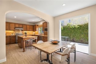 Condominium, 40 Arborside, Irvine, CA 92603 - 6