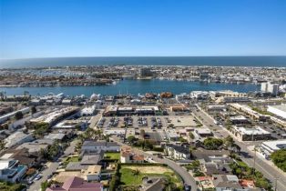 Single Family Residence, 230 Ocean View avenue, Newport Beach, CA 92663 - 9