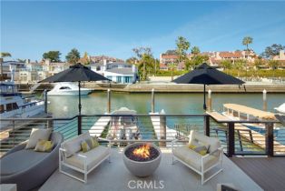 Single Family Residence, 748 Harbor Island dr, Newport Beach, CA 92660 - 3