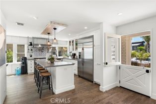 Single Family Residence, 124 Bay ave, Newport Beach, CA 92661 - 10