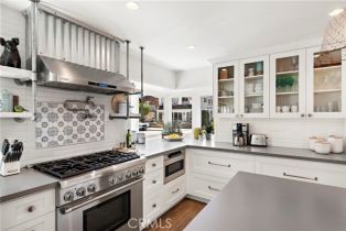 Single Family Residence, 124 Bay ave, Newport Beach, CA 92661 - 11