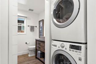 Single Family Residence, 124 Bay ave, Newport Beach, CA 92661 - 13