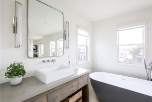 Single Family Residence, 124 Bay ave, Newport Beach, CA 92661 - 20