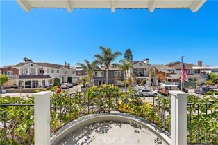 Single Family Residence, 124 Bay ave, Newport Beach, CA 92661 - 22