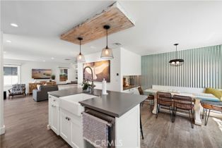 Single Family Residence, 124 Bay ave, Newport Beach, CA 92661 - 9