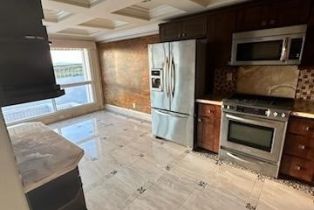 Townhouse, 18 Odyssey ct, Newport Beach, CA 92663 - 10