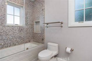 Single Family Residence, 1215 Balboa blvd, Newport Beach, CA 92661 - 31