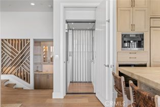 Single Family Residence, 1215 Balboa blvd, Newport Beach, CA 92661 - 9