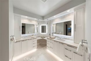 Condominium, 9 Saint Tropez, Newport Beach, CA 92660 - 38