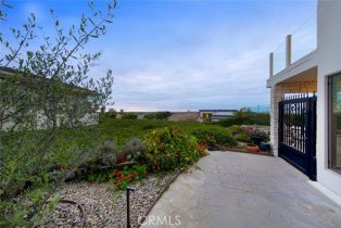 Condominium, 9 Saint Tropez, Newport Beach, CA 92660 - 45
