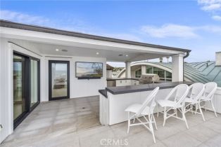 Single Family Residence, 2148 Oceanfront, Newport Beach, CA 92661 - 56