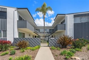 Condominium, 1594 Via Capri, Laguna Beach, CA  Laguna Beach, CA 92651