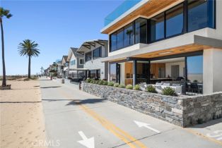 Single Family Residence, 800 Oceanfront, Newport Beach, CA 92661 - 2