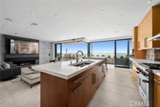Single Family Residence, 800 Oceanfront, Newport Beach, CA 92661 - 4