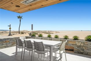 Single Family Residence, 800 Oceanfront, Newport Beach, CA 92661 - 6