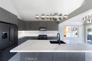 Condominium, 209 39th st, Newport Beach, CA 92663 - 2