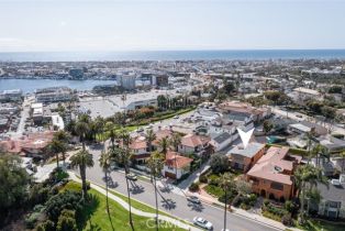 Single Family Residence, 2918 Cliff DR, Newport Beach, CA  Newport Beach, CA 92663