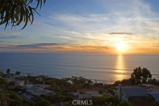 Land, 410 Alta Vista AVE, Laguna Beach, CA  Laguna Beach, CA 92651