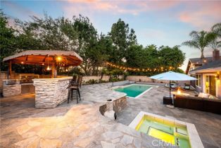 Single Family Residence, 25501 Sarita dr, Laguna Hills, CA 92653 - 2