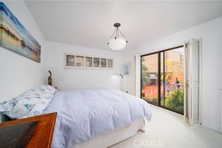 Single Family Residence, 52 Balboa, Newport Beach, CA 92663 - 7