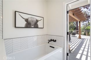 Single Family Residence, 2315 Heather lane, Newport Beach, CA 92660 - 31