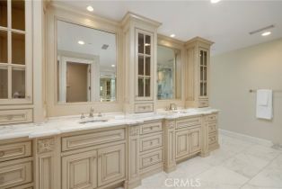 Single Family Residence, 2258 Channel rd, Newport Beach, CA 92661 - 31