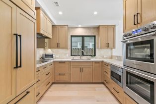 Single Family Residence, 2126 Miramar dr, Newport Beach, CA 92661 - 7