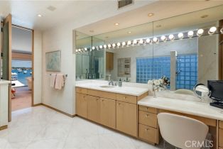 Single Family Residence, 812 W Bay ave, Newport Beach, CA 92661 - 26