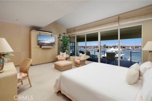 Single Family Residence, 812 W Bay ave, Newport Beach, CA 92661 - 30