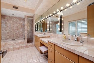 Single Family Residence, 812 W Bay ave, Newport Beach, CA 92661 - 31