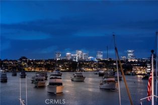 Single Family Residence, 812 W Bay ave, Newport Beach, CA 92661 - 43