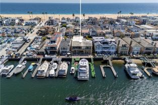 Single Family Residence, 812 W Bay ave, Newport Beach, CA 92661 - 48